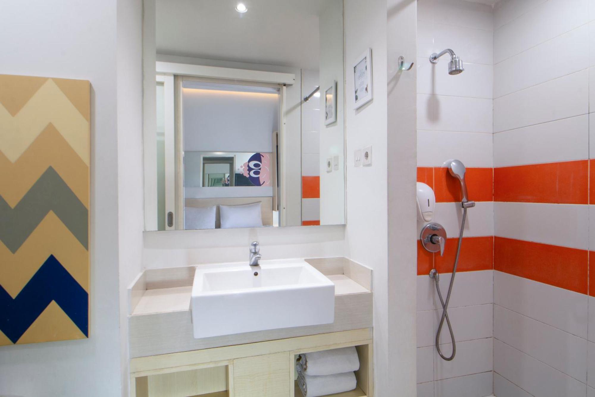 Cleo Hotel Tunjungan Surabaya Ngoại thất bức ảnh